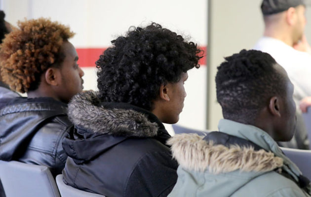 Gerade einmal etwa ein Prozent aller Asylsuchenden werden noch nach Artikel 16a anerkannt. Foto dpa .jpg
